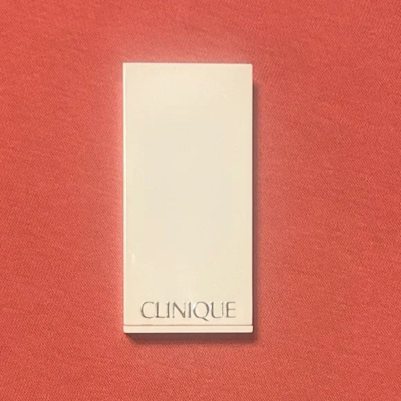 CLINIQUE Strawberry Fudge All About Shadow Duo (14) - Picture 2 of 3